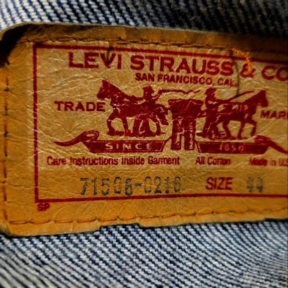 Levi's Vtg 80s Denim Trucker Unisex Red Tab Jean Jacket sz 44 Single Red Stitch - Picture 5 of 5